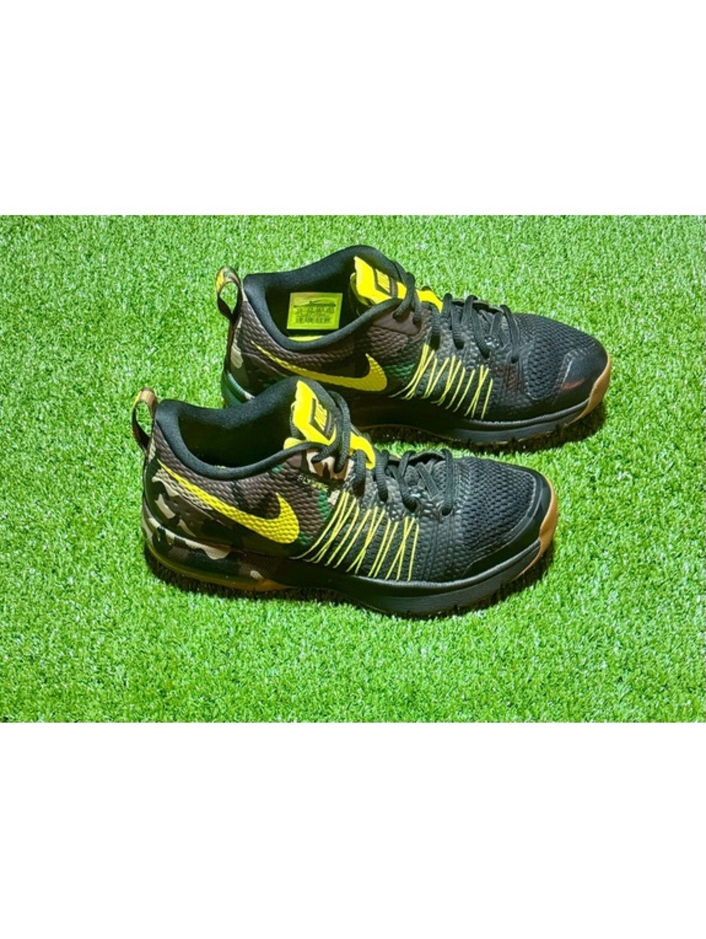Nike Air Max Effort TR Camo Volt – Size 7.5